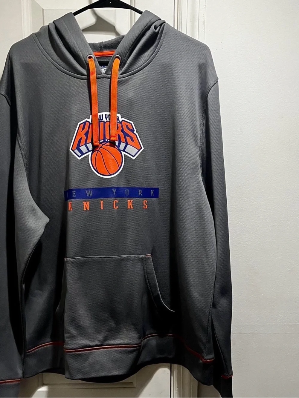 NBA New York Knicks Gray & Orange TX3 Warm Athletic Sweatshirt with Hoodie - Picture 9 of 9